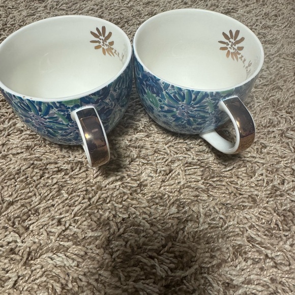 Lilly Pulitzer Set of 2 Coffee Mugs - Picture 5 of 5